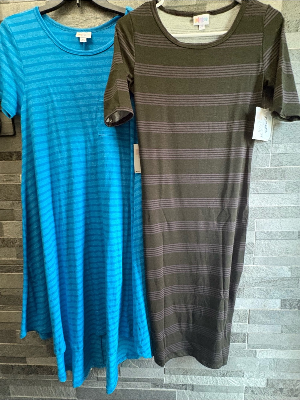 LuLaRoe Striped Scoop Neck Dress es- Bright Turquoise & Olive bundle